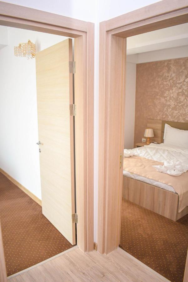 Năvodari Casa Topaz Mamaia Nord מראה חיצוני תמונה
